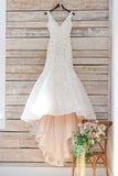 V Neck Mermaid Long Sleeveless Lace Appliques Wedding Dress with Train HZ0509