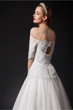 Elegant Big Puffy Lace Wedding Dresses With Sleeves HZ0509