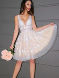 A Line Princess V Neck Tulle Sleeveless Short Homecoming Dresses HZ0509